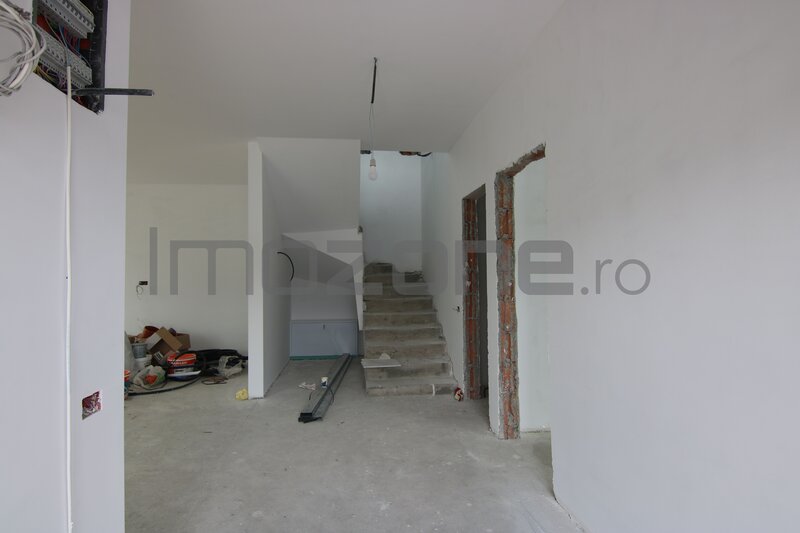 Otopeni, vila individuala P+1, 4 camere, 3 dormitoare, 3 bai, 131 mp utili, teren 350 mp